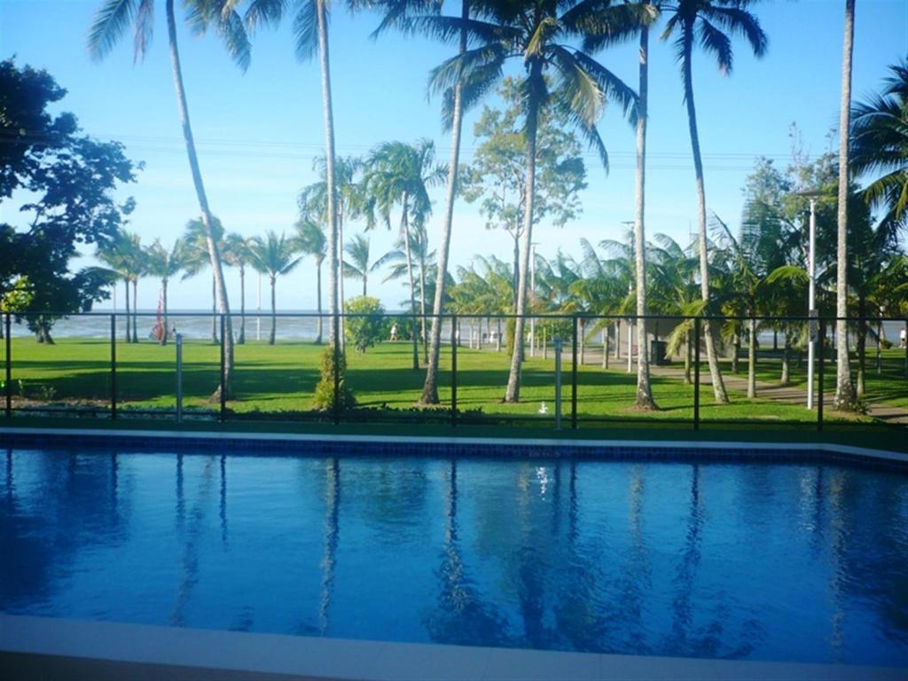 Coral Towers Holiday Suites Cairns Luaran gambar